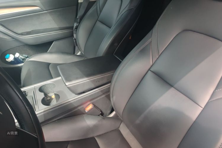 Tesla Model Y 2022 #17 Tesla Model Y 2022 car image #17