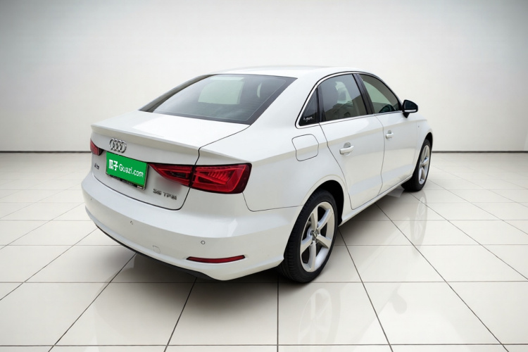 Audi A3 2015 car image #7