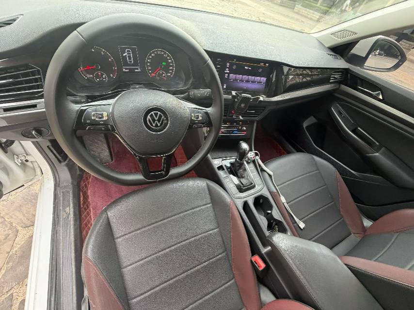 Volkswagen Bora 2021 car image #5