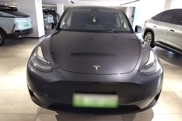 Tesla Model Y 2024 car image #3