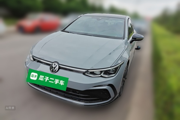 Volkswagen Golf 2022 car image #2