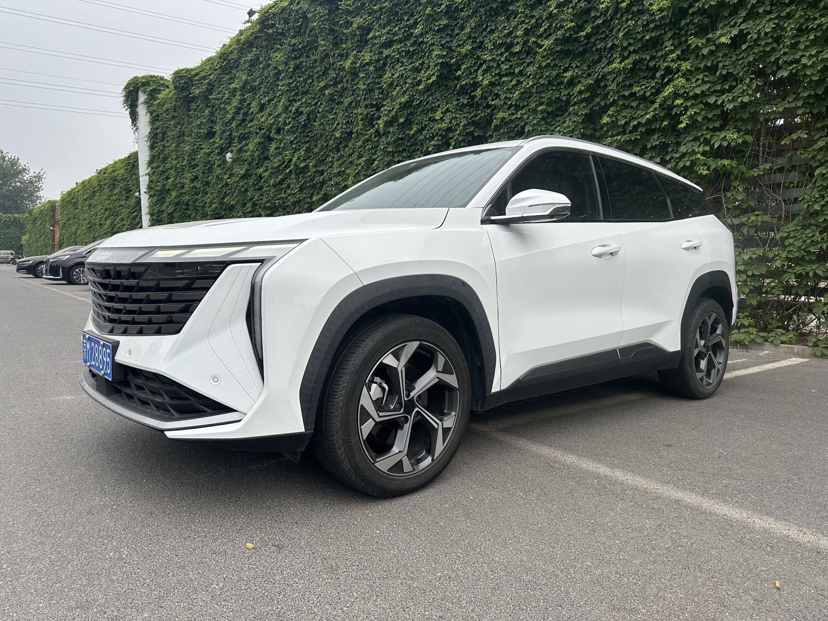 GEELY Boyue L 2022 GEELY Boyue L 2022 car image