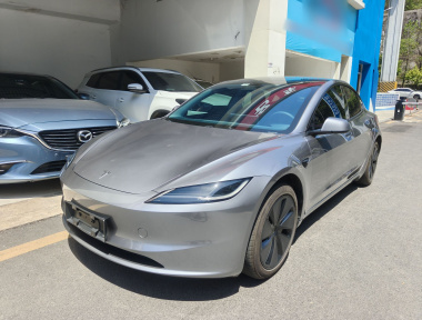 Tesla Model 3 2025 car image 