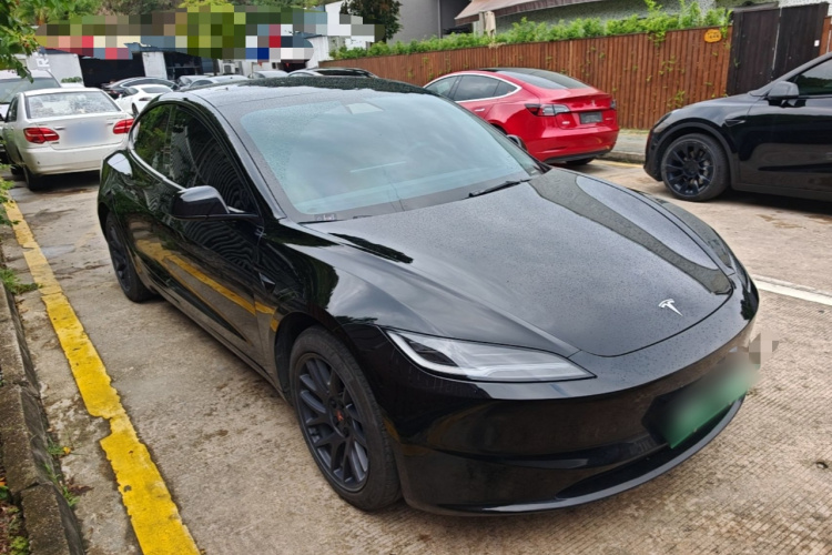 Tesla Model 3 2024 car image #4