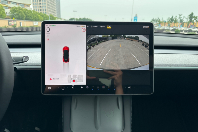Tesla Model Y 2024 #23 Tesla Model Y 2024 car image #23