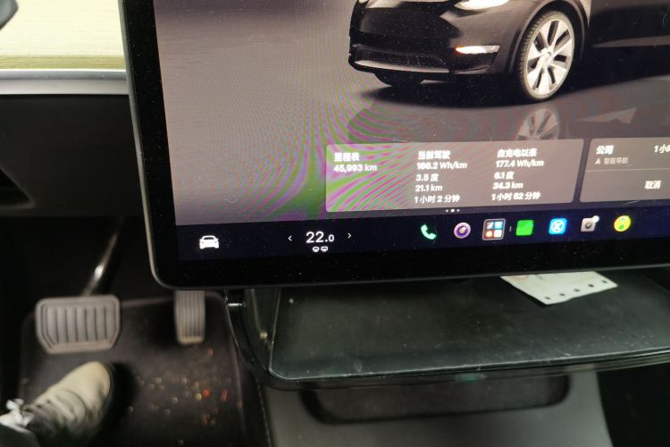 Tesla Model Y 2023 #8 Tesla Model Y 2023 car image #8