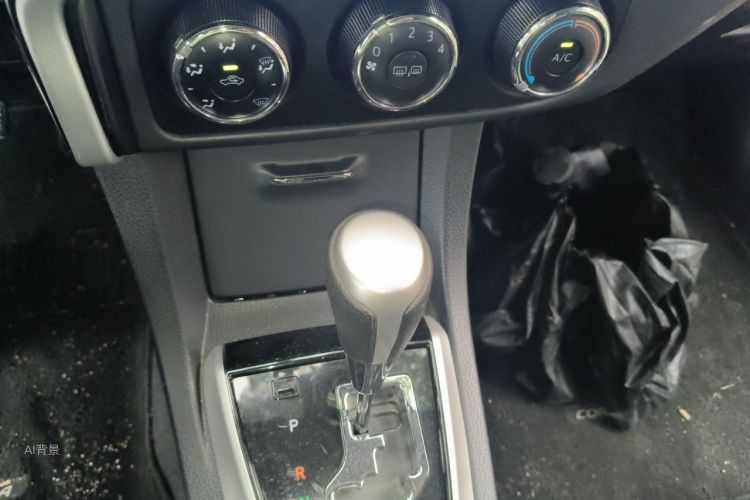 Toyota Corolla 2018 #16 Toyota Corolla 2018 car image #16
