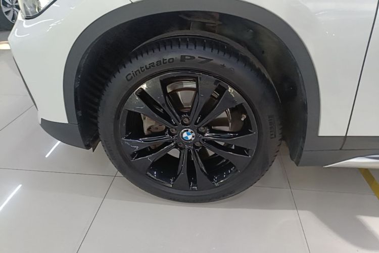 BMW X1 2020 car image #9