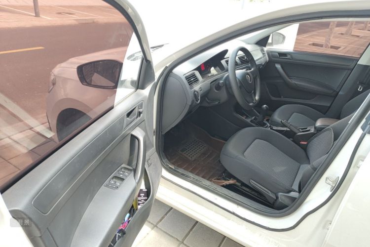 Volkswagen Santana 2018 car image #18