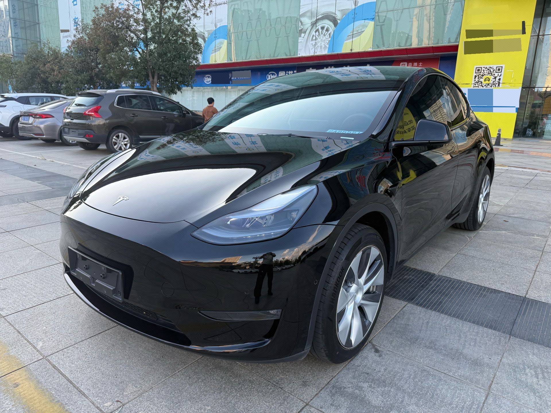 Tesla Model Y 2023 Tesla Model Y 2023 immagine di auto