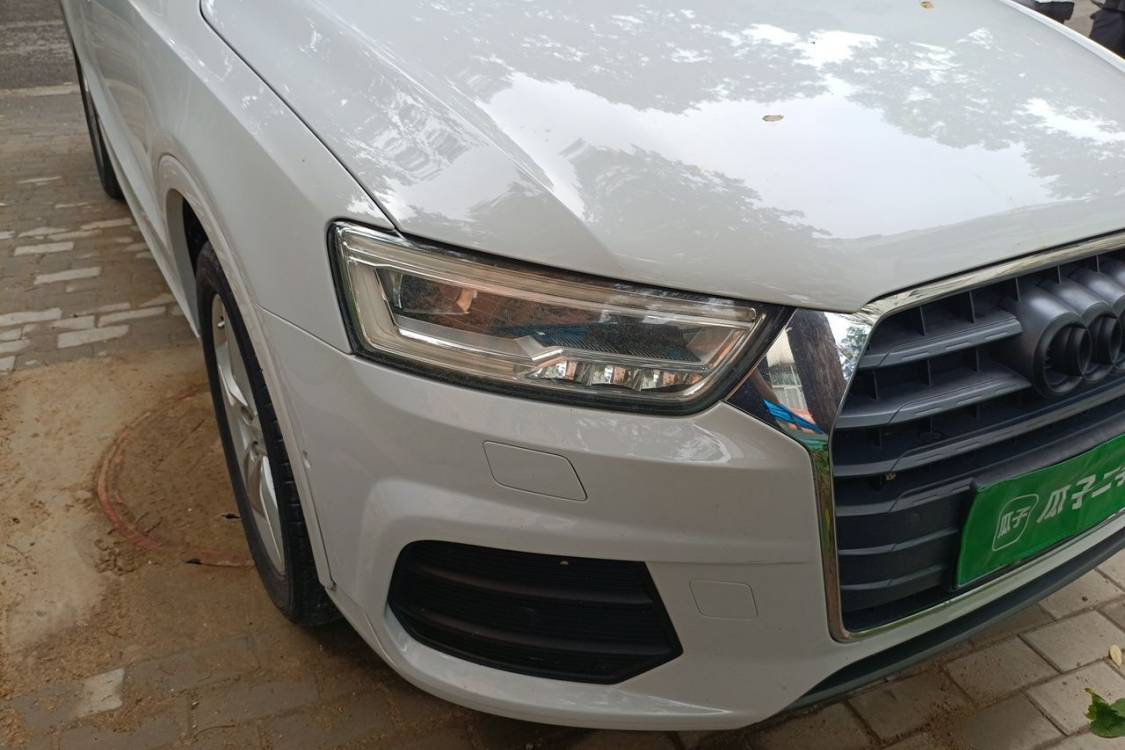 Audi Q3 2016 car image #7