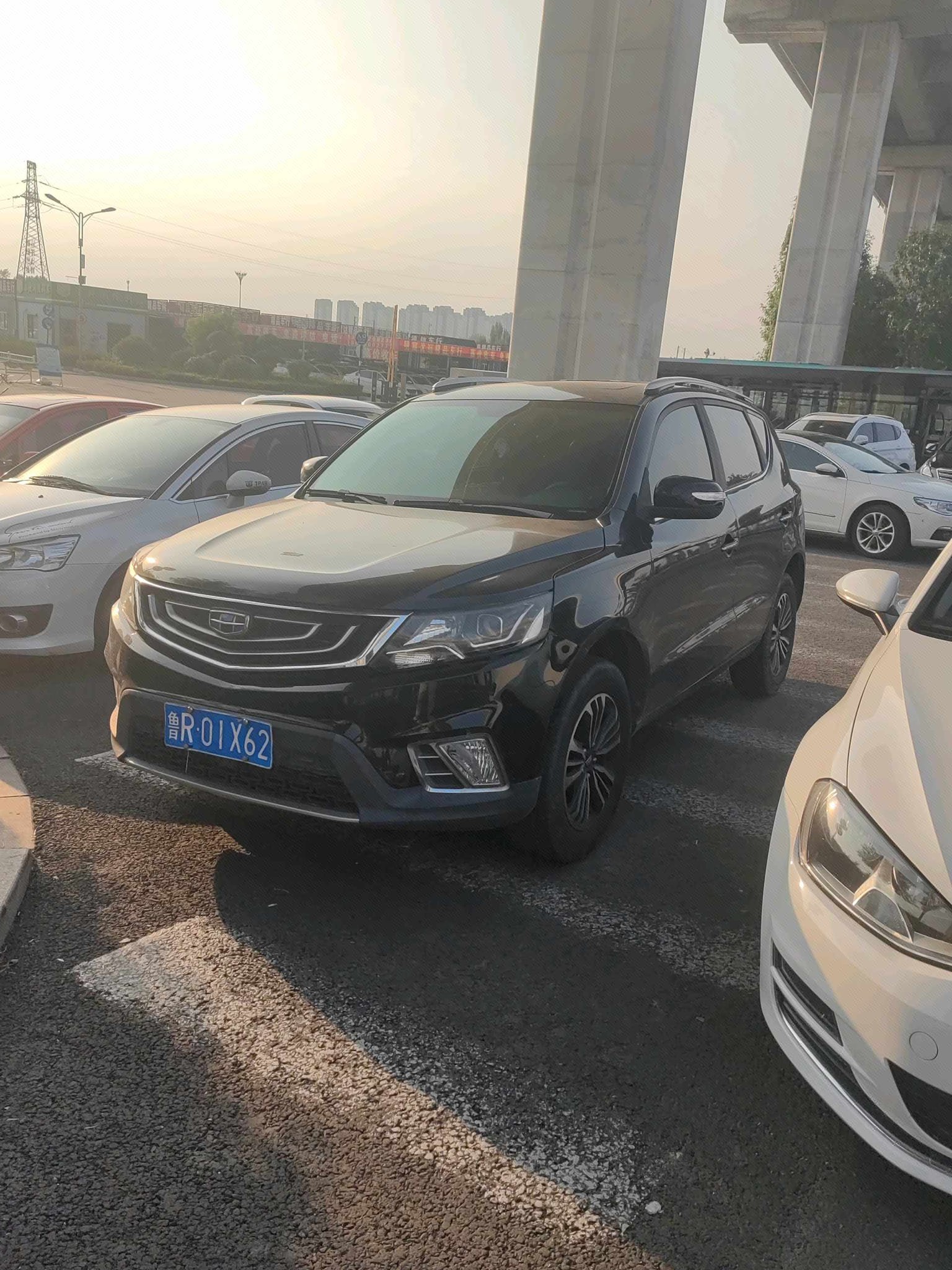 GEELY Vision X6 2017 car image 