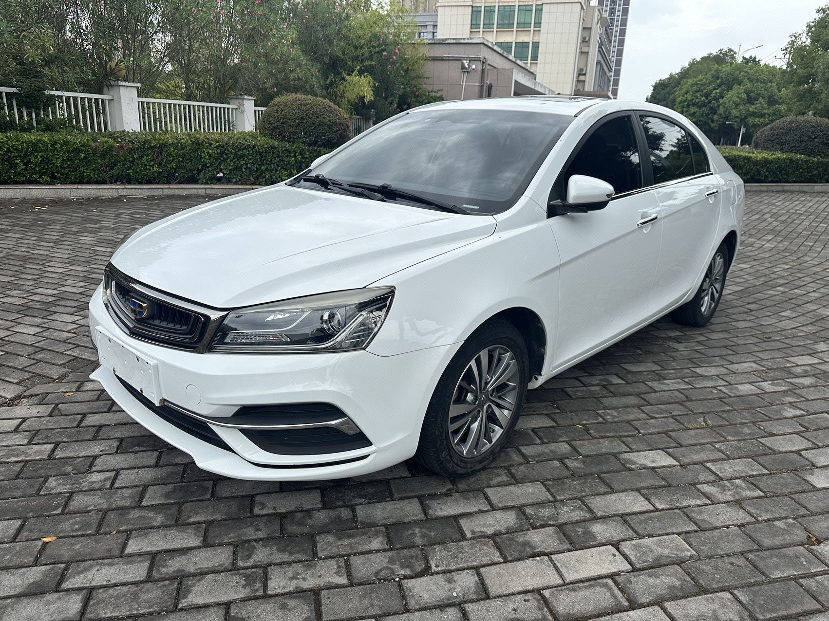 GEELY Emgrand 2018 GEELY Emgrand 2018 car image