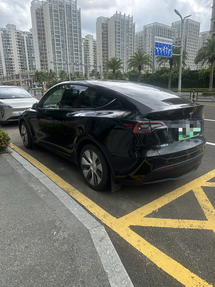 Tesla Model Y 2022 #7 Tesla Model Y 2022 immagine di auto #7