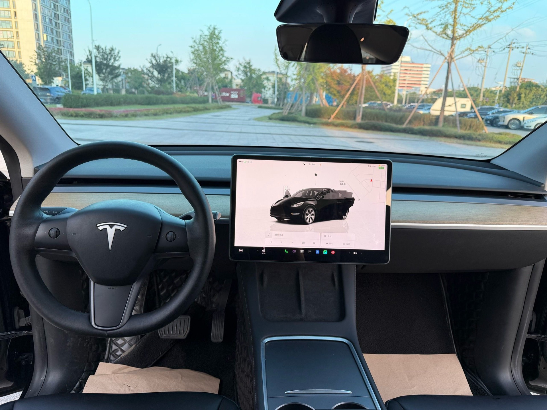 Tesla Model Y 2022 #7 Tesla Model Y 2022 car image #7