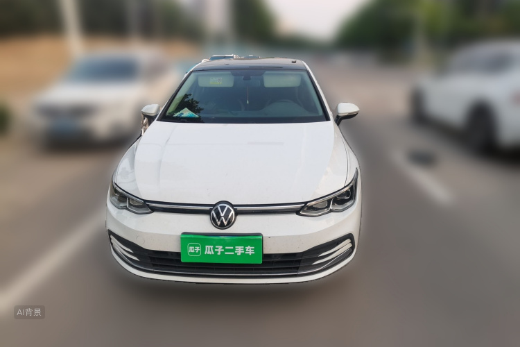 Volkswagen Golf 2022 car image #3