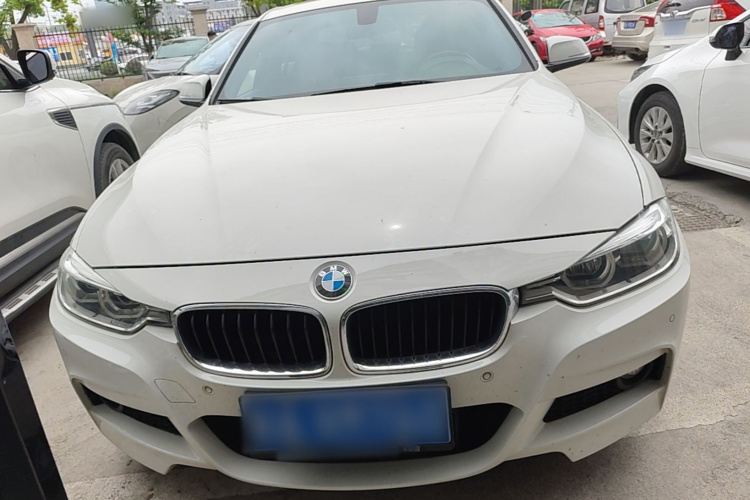 BMW 3 Series 2019 car image #3