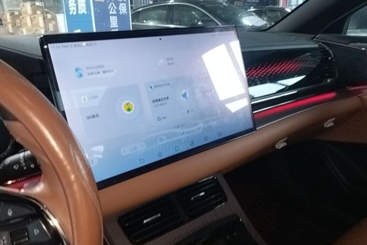 BYD Han 2022 car image #13