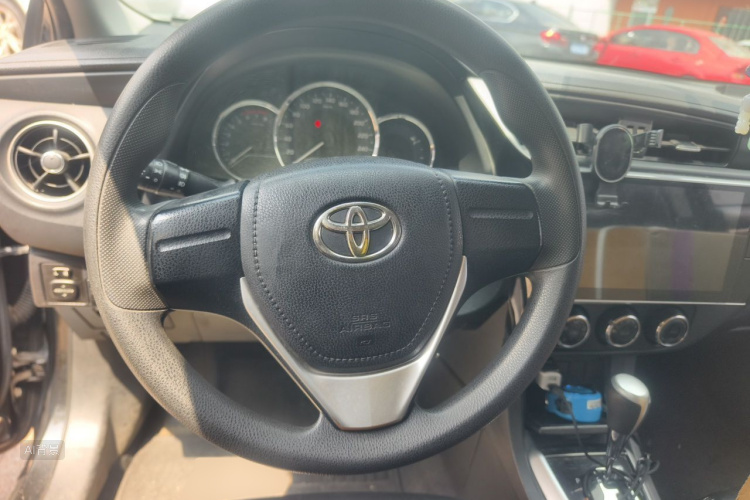 Toyota Corolla 2017 #12 Toyota Corolla 2017 car image #12
