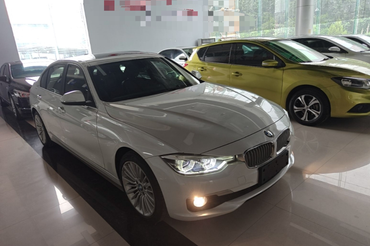 BMW 3 Series 2018 car image #4