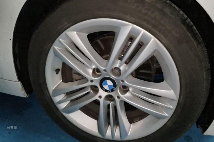 BMW 3 Series 2017 car image #9