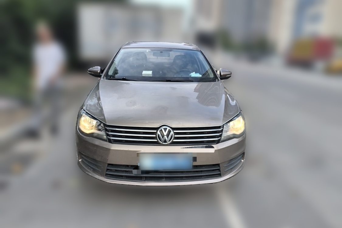Volkswagen Bora 2013 car image #5