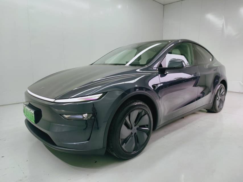 Tesla Model Y 2025 Tesla Model Y 2025 car image