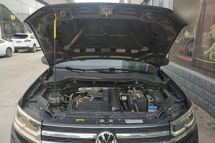 Volkswagen Tharu 2023 car image #20