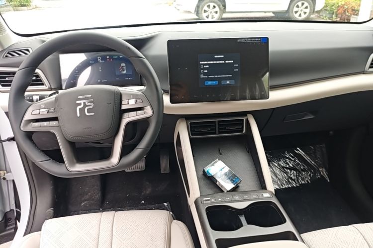 BYD YuanUP 2026 car image #10