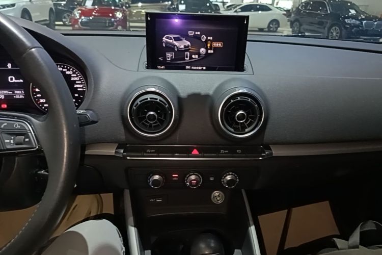 Audi A3 2019 #13 Audi A3 2019 car image #13