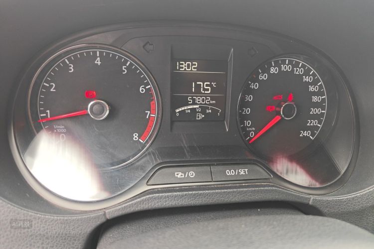 Volkswagen Polo 2016 imagen de coche #14