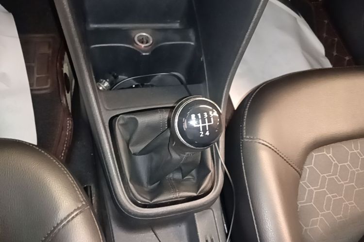 Volkswagen Santana 2016 car image #14