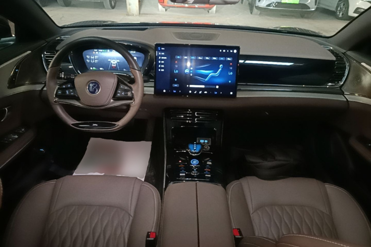 BYD Han 2024 car image #10