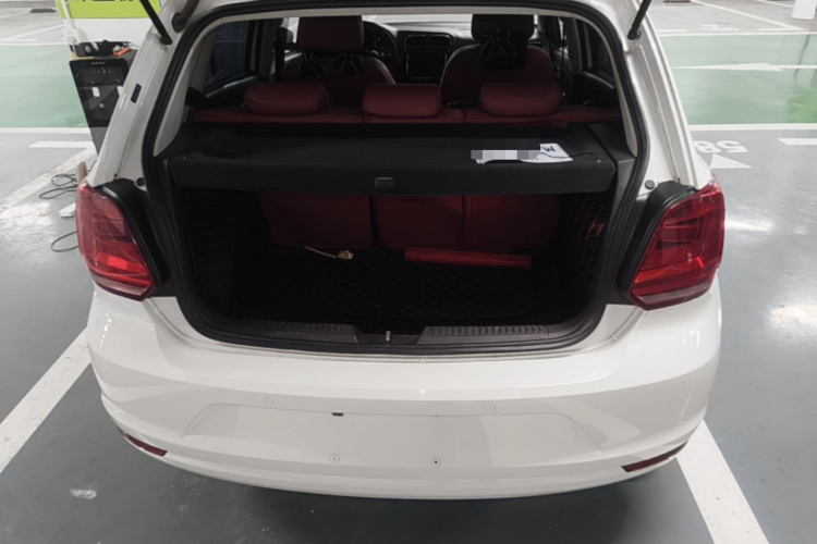 Volkswagen Polo 2018 car image #19