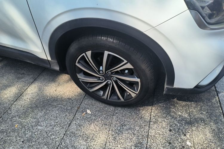 GEELY Coolray 2019 #9 GEELY Coolray 2019 car image #9