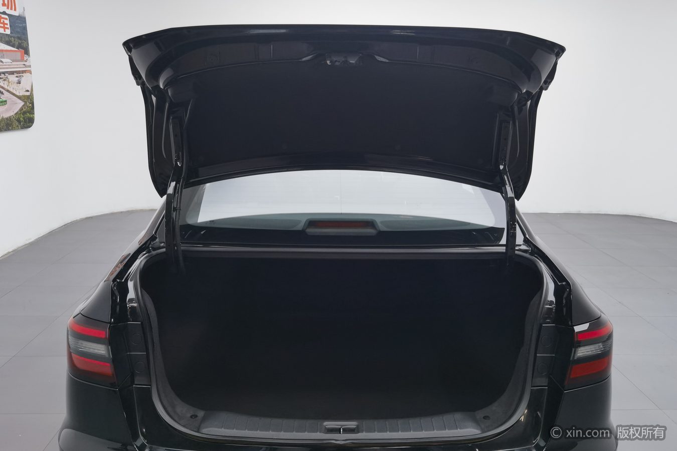 2024 car image #17