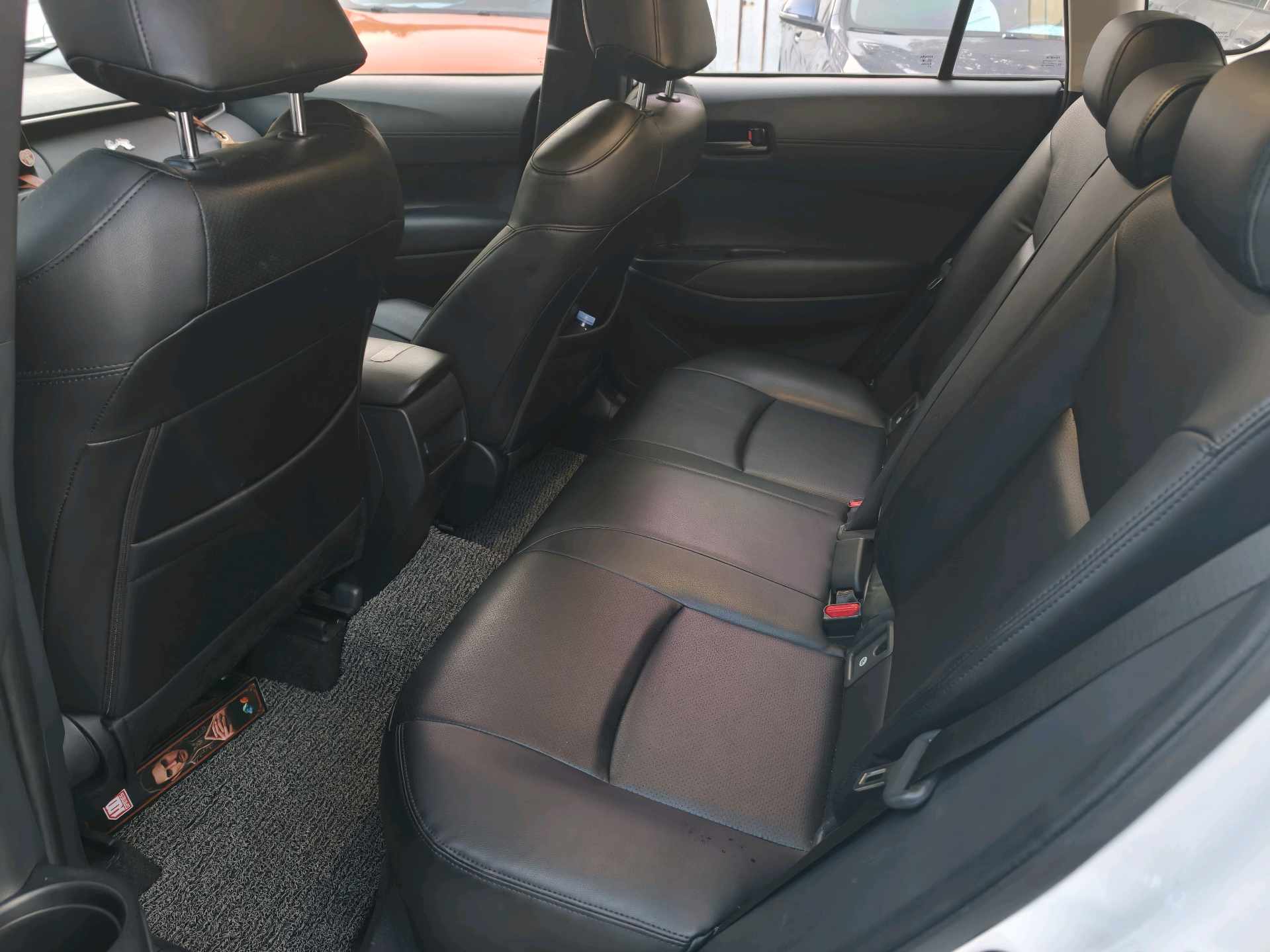 Toyota Corolla Cross 2023 immagine di auto #4