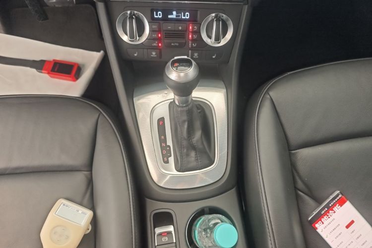 Audi Q3 2015 #18 Audi Q3 2015 car image #18