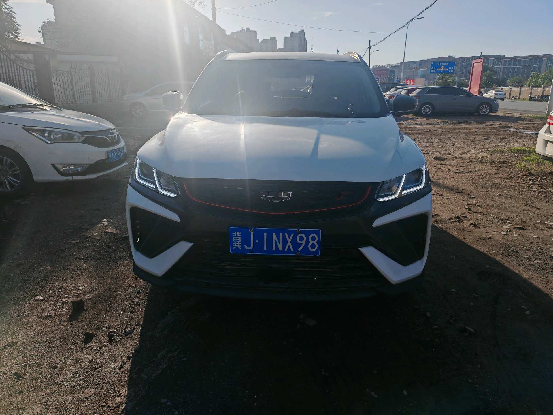GEELY Coolray 2023 #2 GEELY Coolray 2023 изображение автомобиля #2
