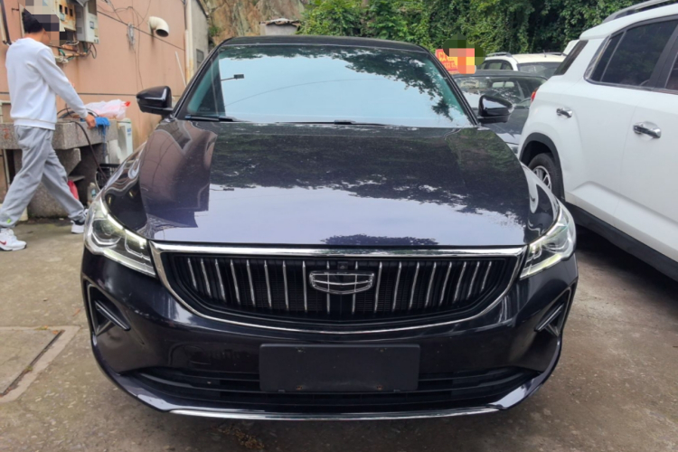 GEELY Emgrand 2023 image de voiture #3