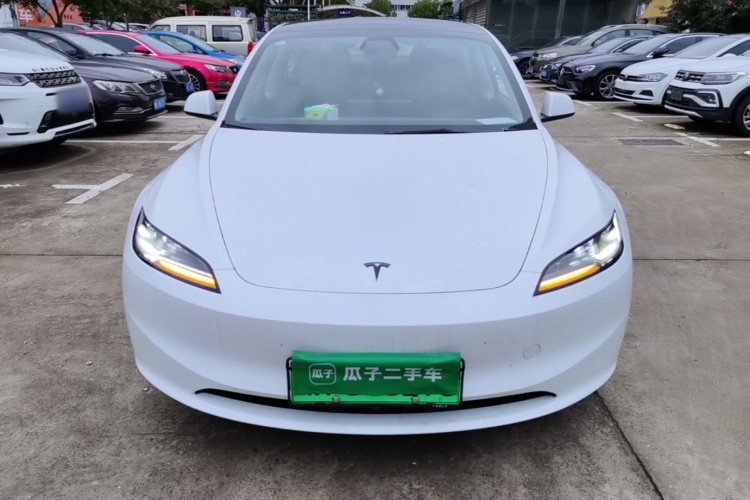 Tesla Model 3 2025 #3 Tesla Model 3 2025 car image #3