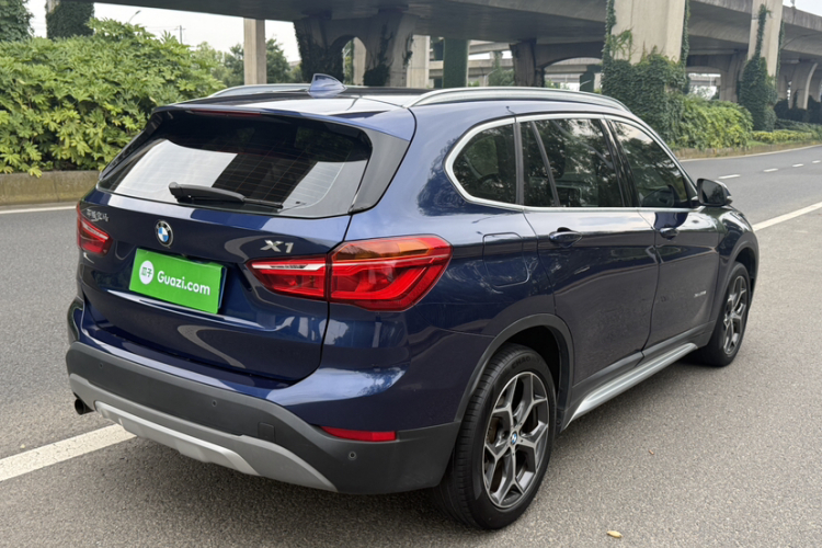 BMW X1 2018 #11 BMW X1 2018 car image #11