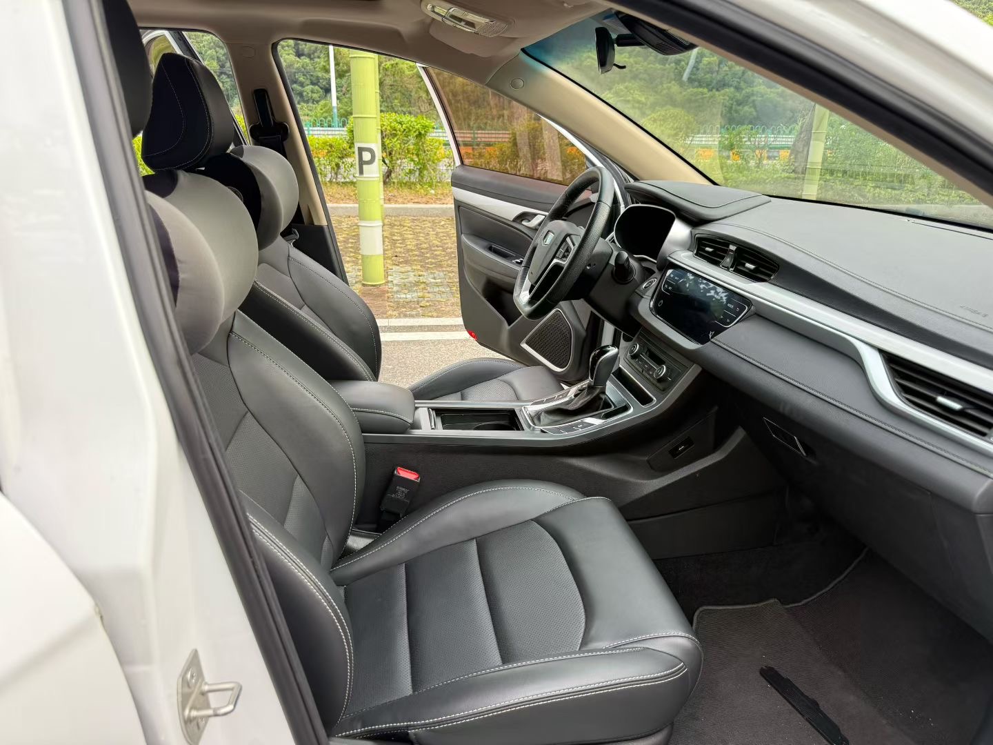 GEELY Emgrand 2018 #8 GEELY Emgrand 2018 car image #8
