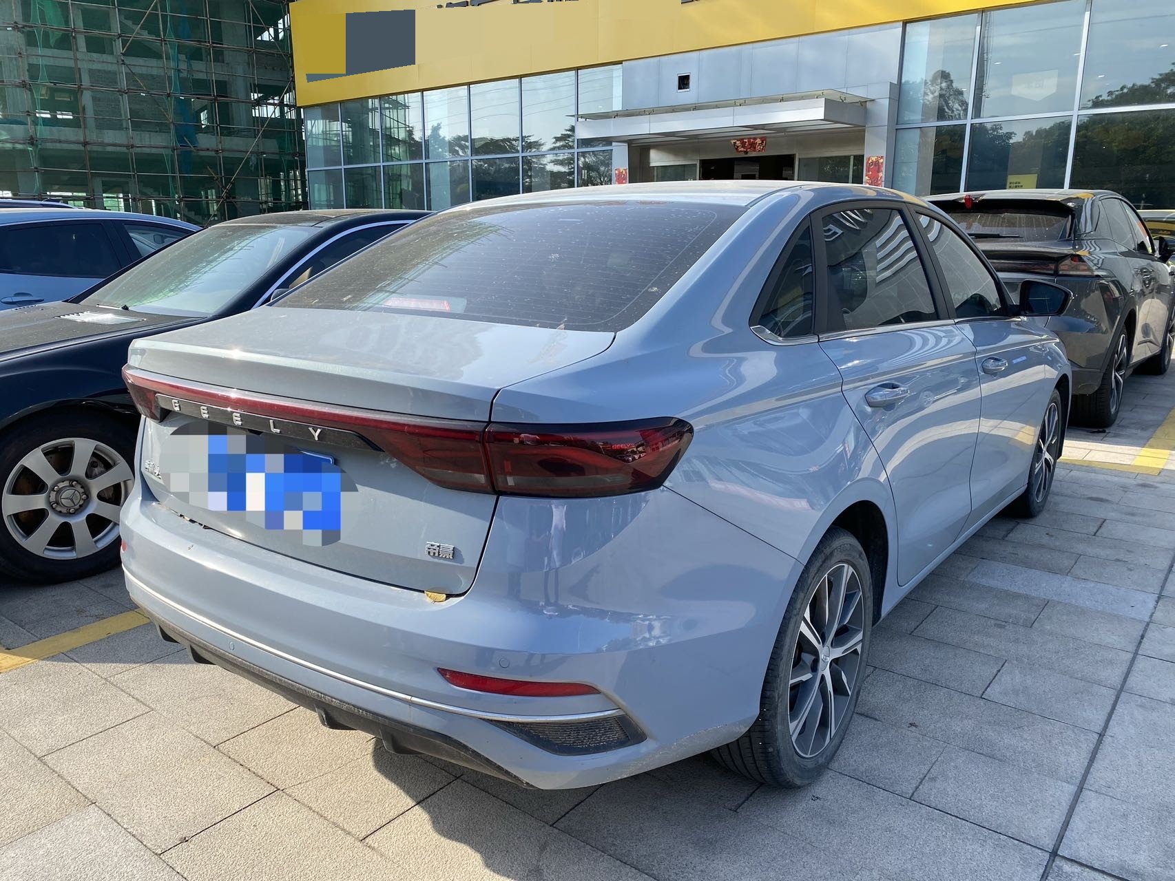 GEELY Emgrand 2023 car image #4