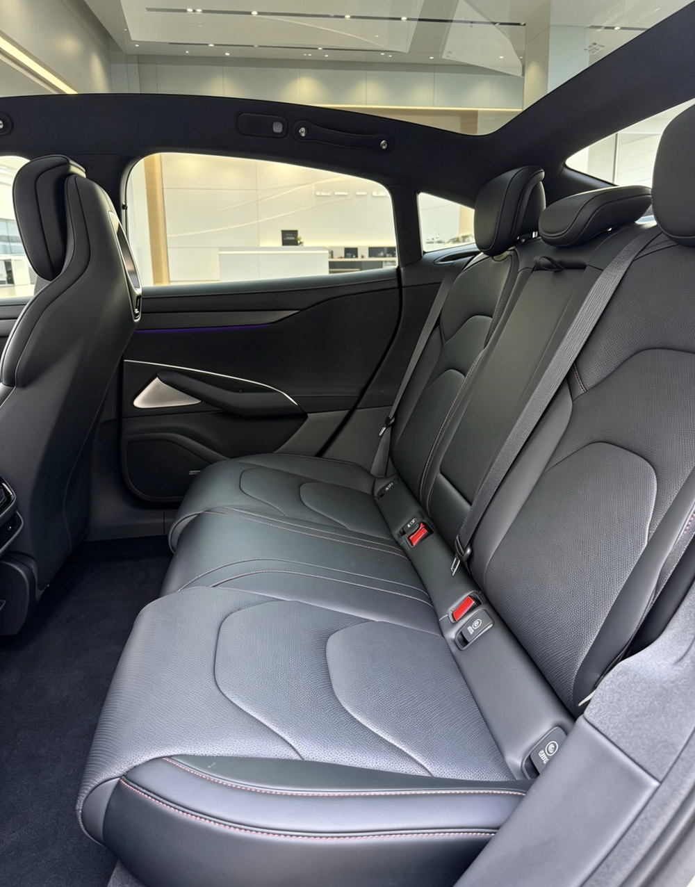 2024 car image #17