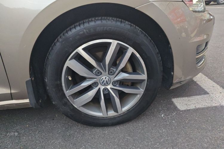 Volkswagen Golf 2016 car image #9