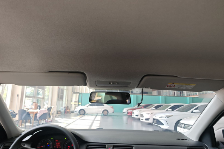 Volkswagen Santana 2019 car image #18