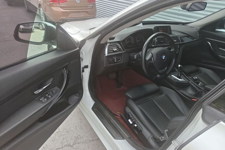BMW 3 Series GT 2018 #16 BMW 3 Series GT 2018 car image #16