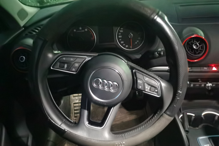 Audi A3 2020 car image #11