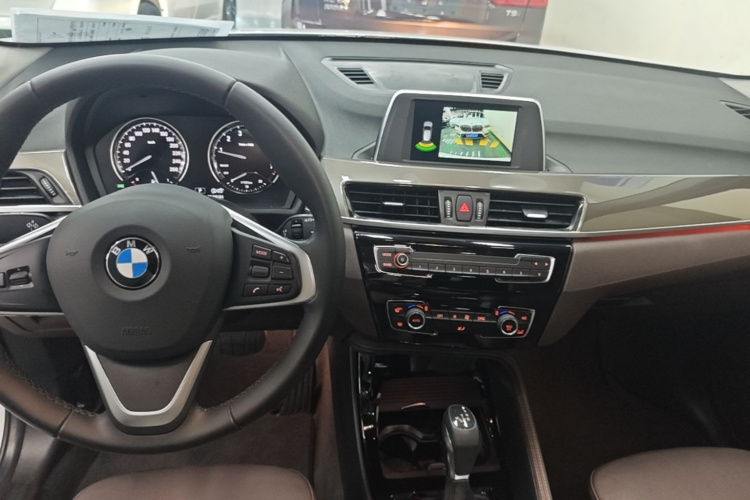 BMW X1 2018 car image #11